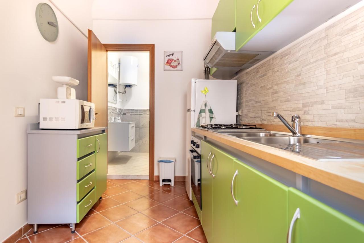 פלרמו Madinah Apartments מראה חיצוני תמונה
